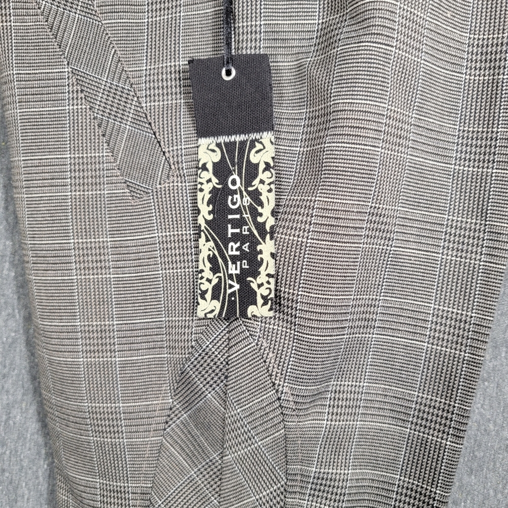 Vertigo Paris Capri - Size 4